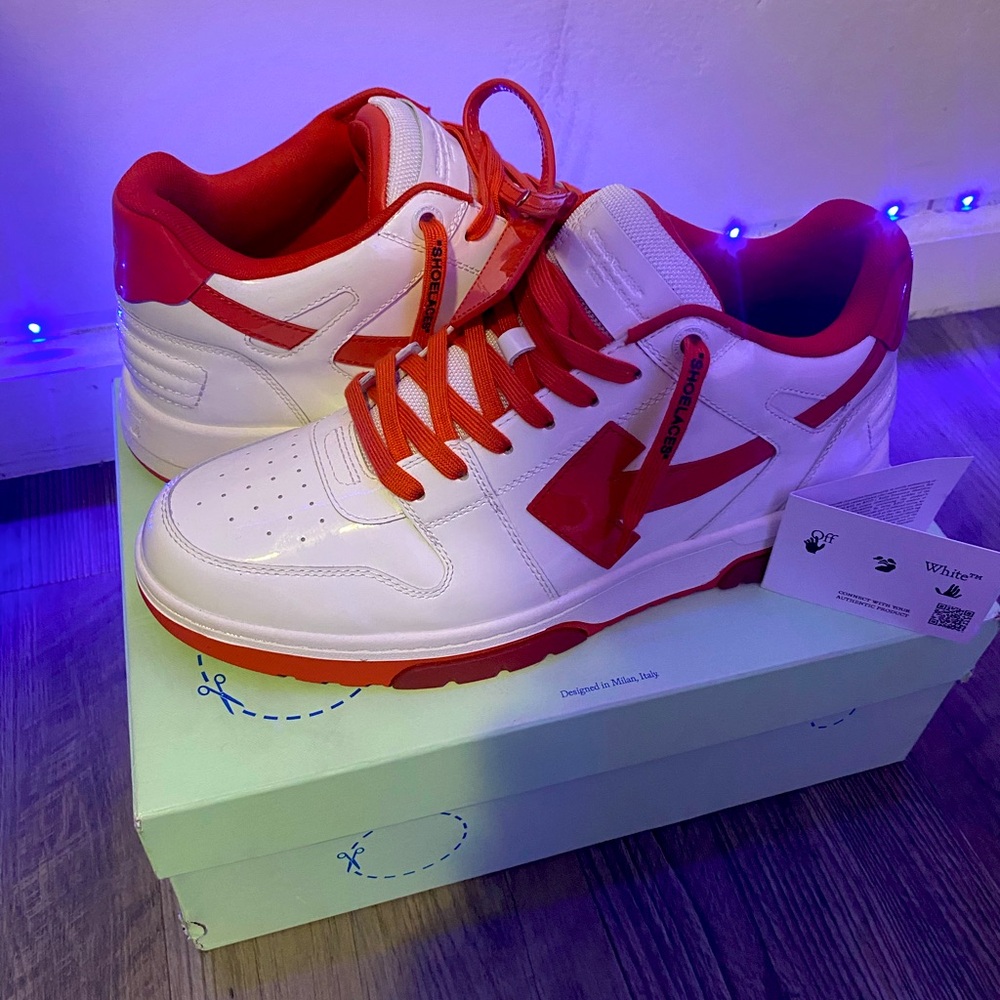 Off-White Sneakers
